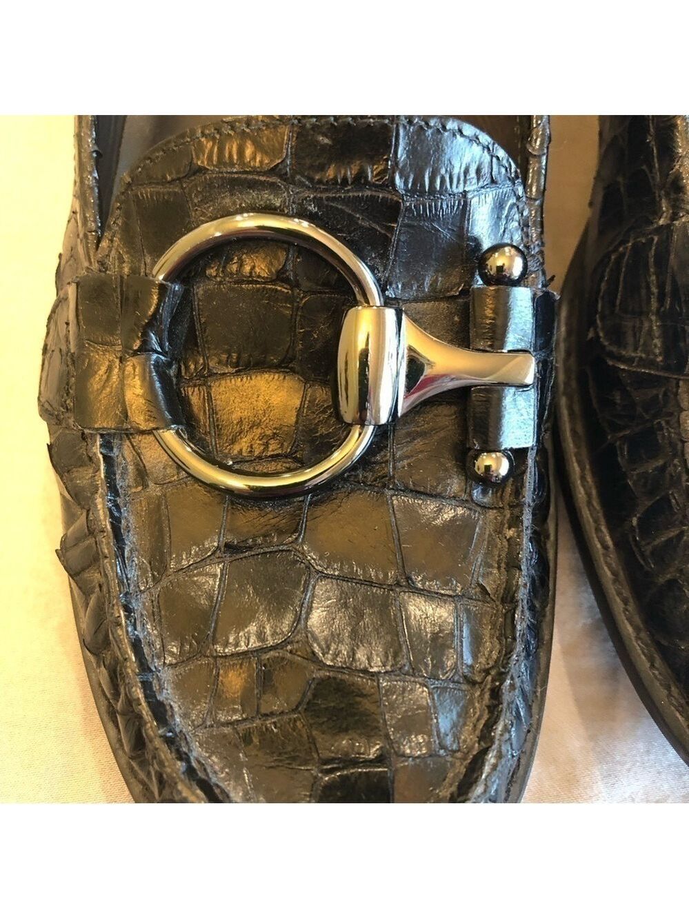 STUART Weitzman 10 N black reptile texture leather loafers with decorative ring - Picture 2 of 11